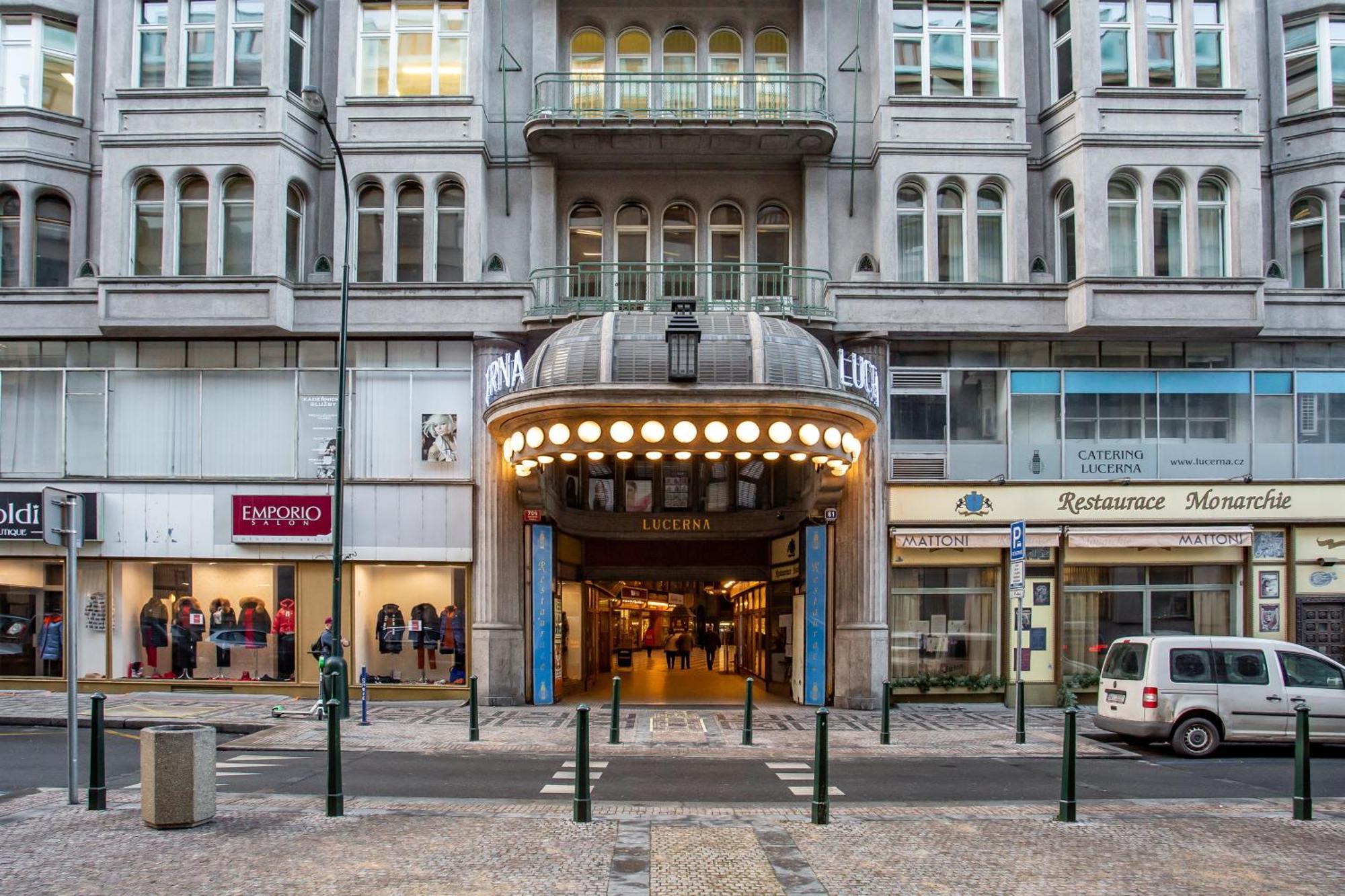 Apartamento Beautiful And Spacious Wenceslas Square