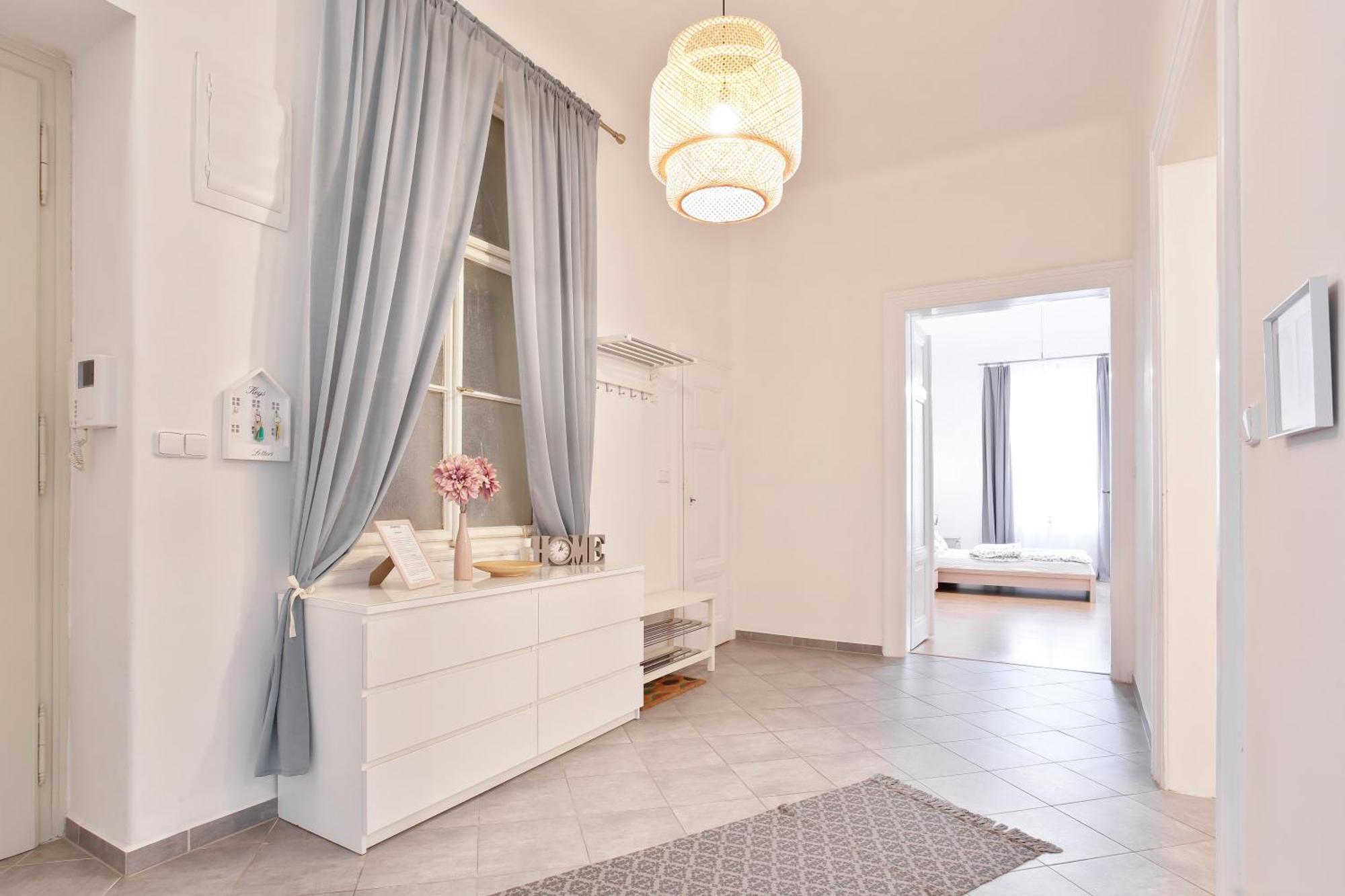 Apartamento Beautiful And Spacious Wenceslas Square